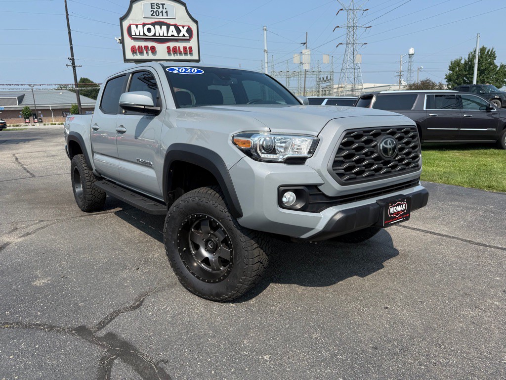 2020 Toyota Tacoma Image 1