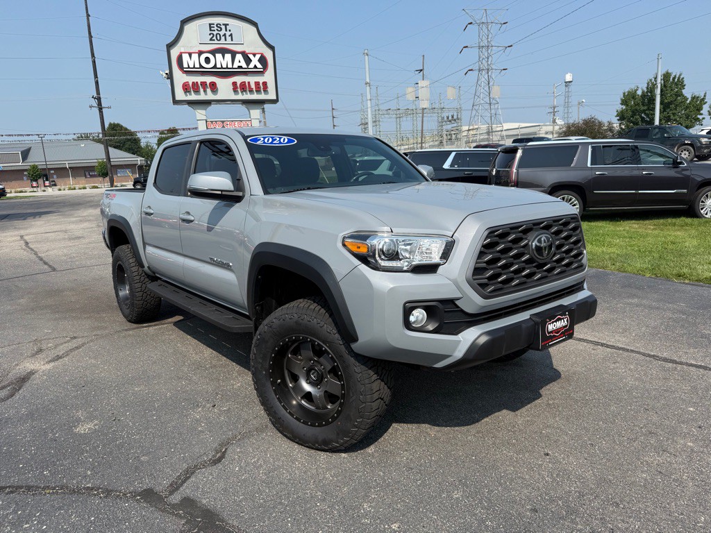 2020 Toyota Tacoma Image 2