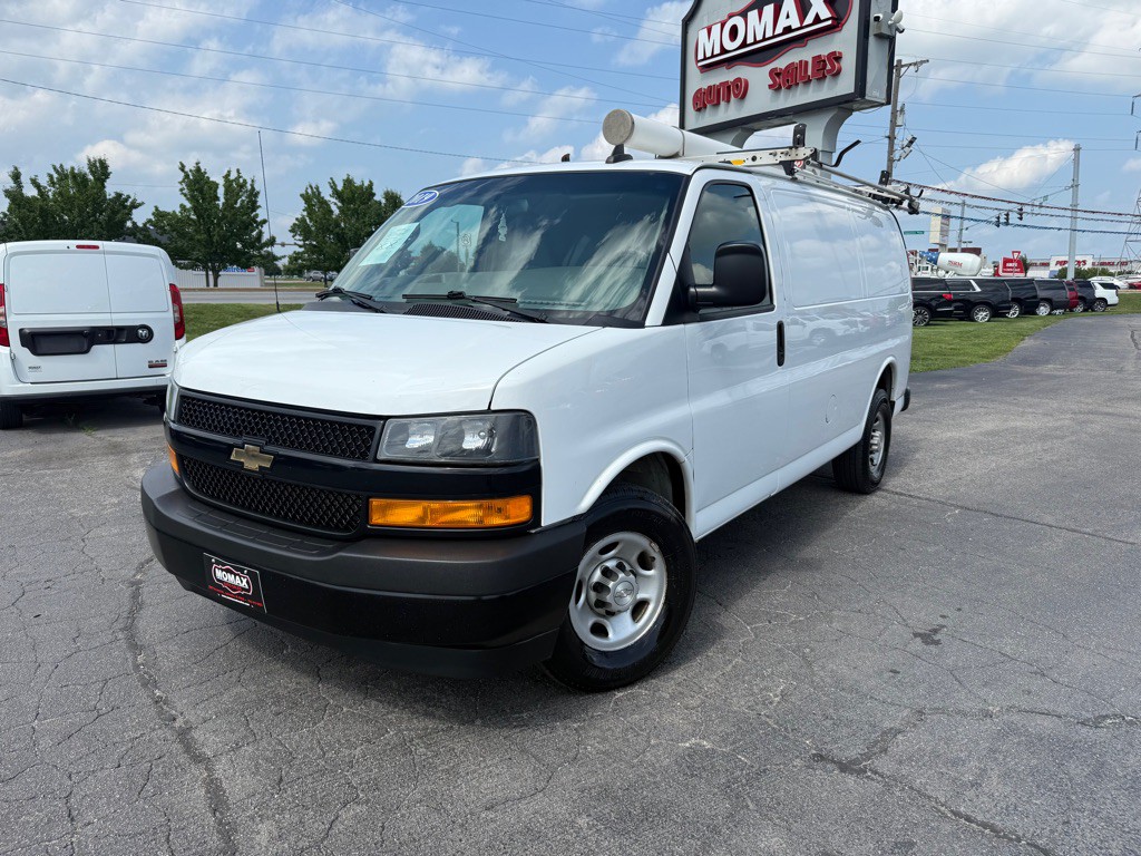 2018 Chevrolet Express Image 5