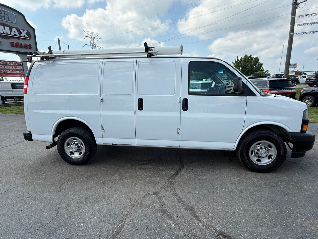 2018 Chevrolet Express Image 6