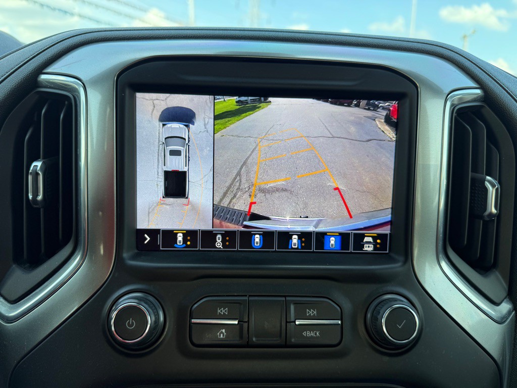 2021 Chevrolet Silverado 1500 Image 17
