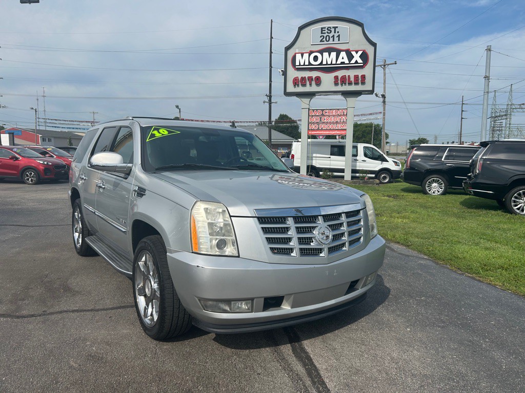 2010 Cadillac Escalade Image 4
