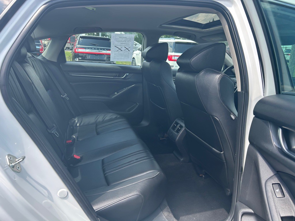 2019 Honda Accord Image 12