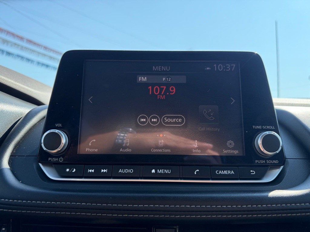 2021 Nissan Rogue Image 11