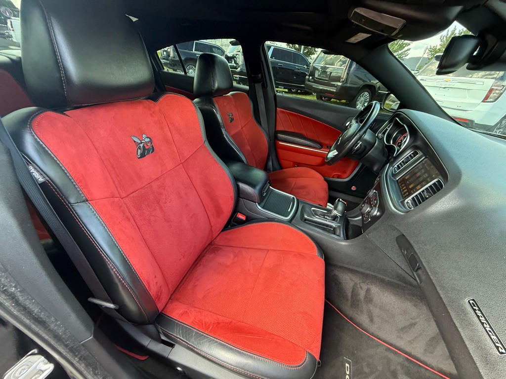 2016 Dodge Charger Image 21
