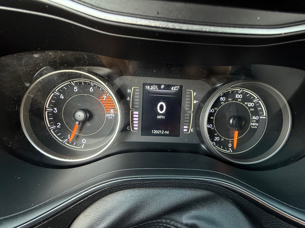 2019 Jeep Cherokee Image 11