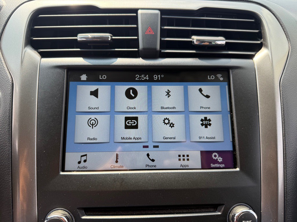 2017 Ford Fusion Image 10