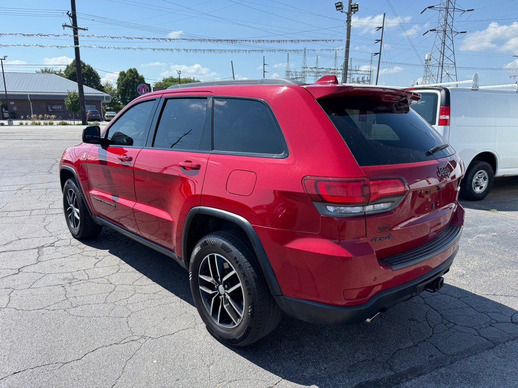 2017 Jeep Grand Cherokee Image 10