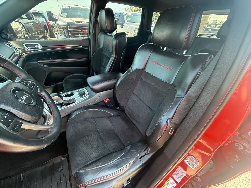 2017 Jeep Grand Cherokee Image 16