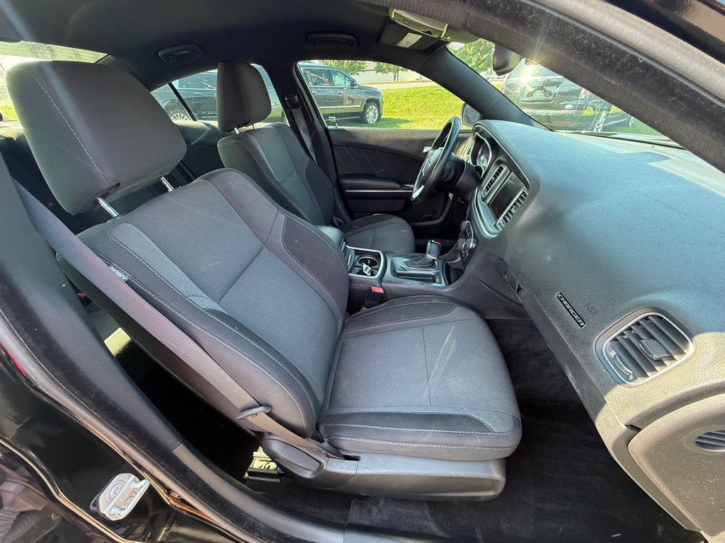 2015 Dodge Charger Image 14