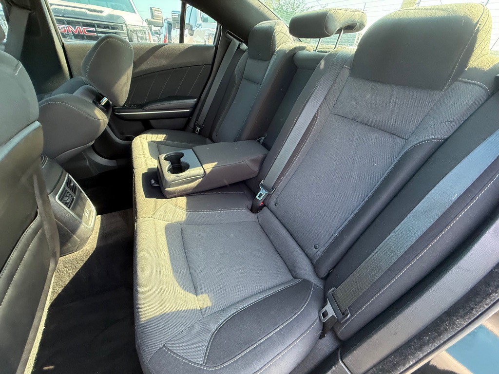 2015 Dodge Charger Image 16