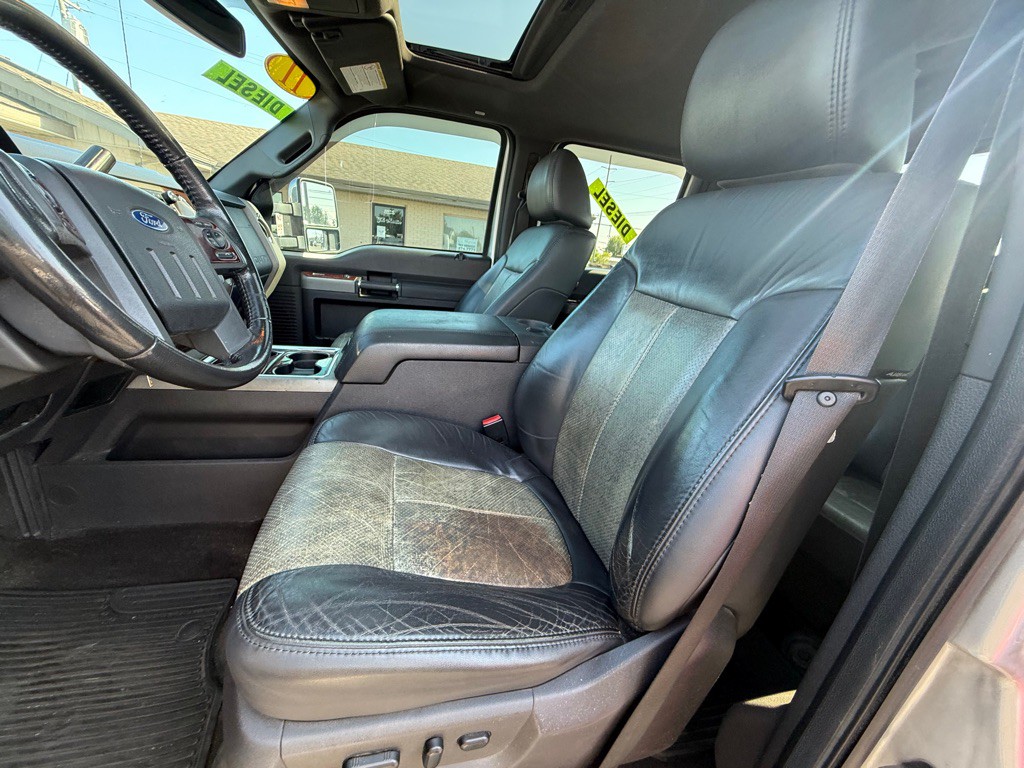 2011 Ford F-250 Image 16