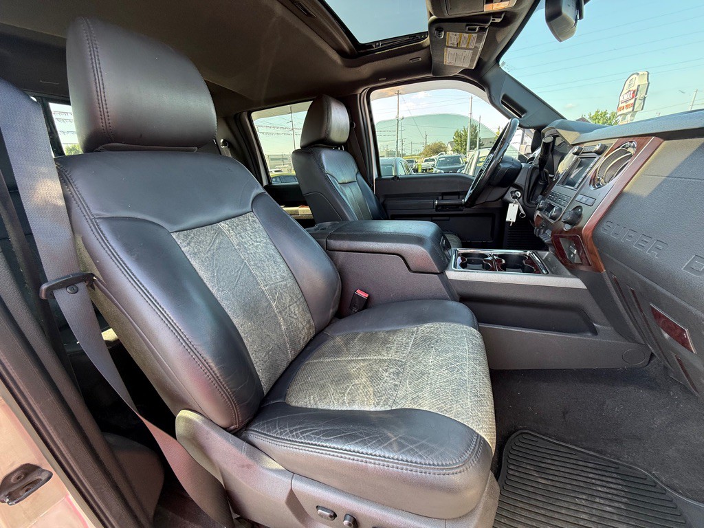 2011 Ford F-250 Image 17