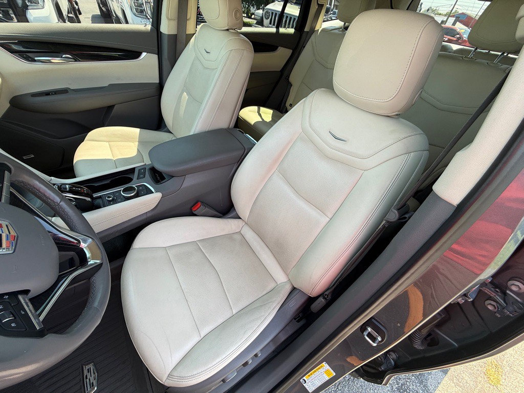 2021 Cadillac XT6 Image 14