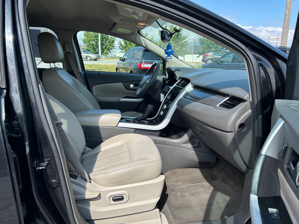 2013 Ford Edge Image 11