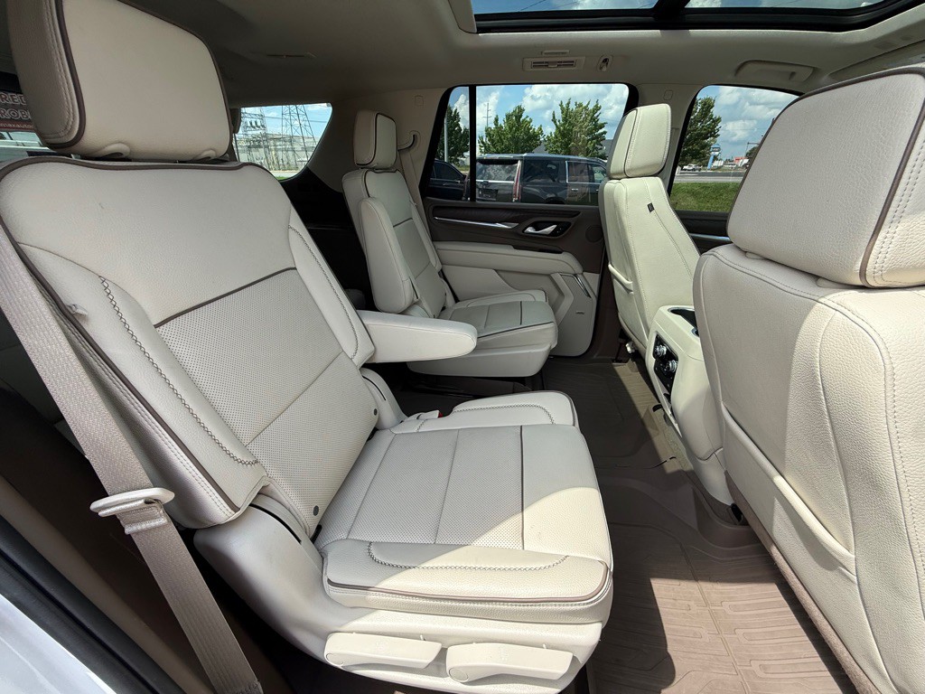 2022 GMC Yukon Image 18