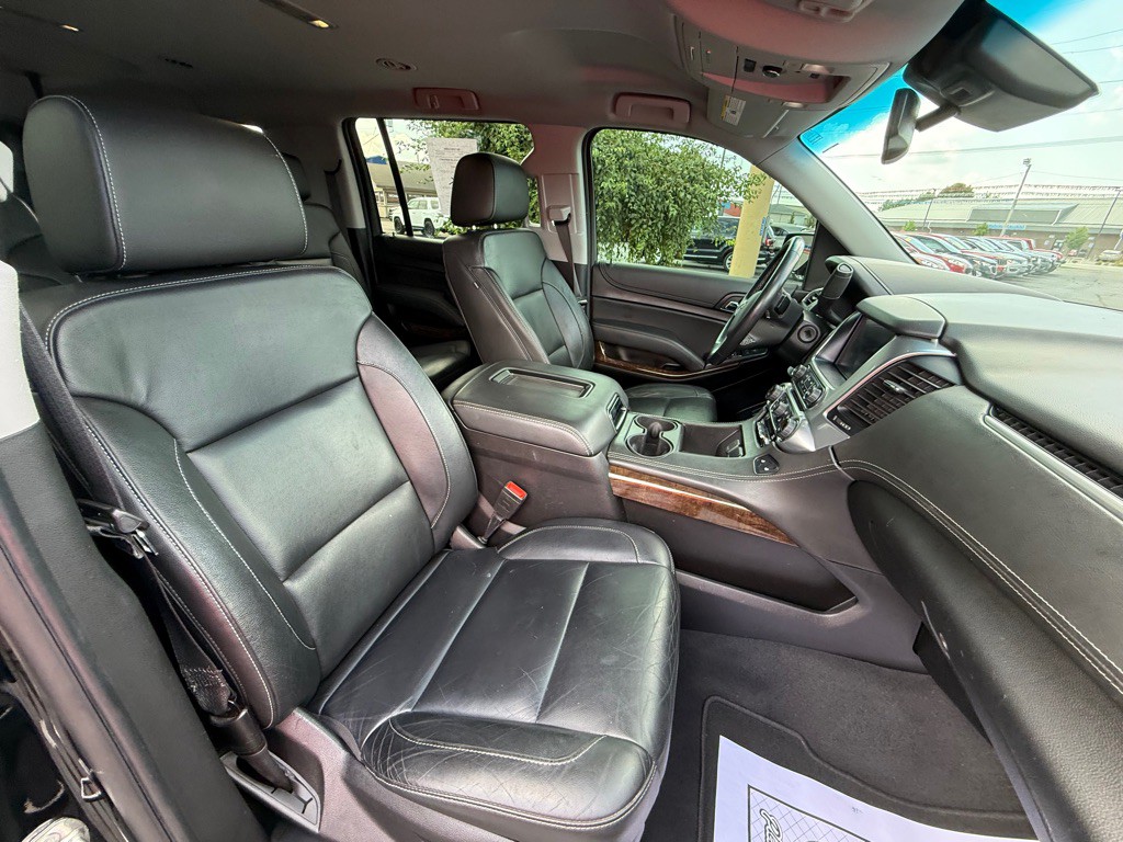 2020 Chevrolet Suburban Image 18