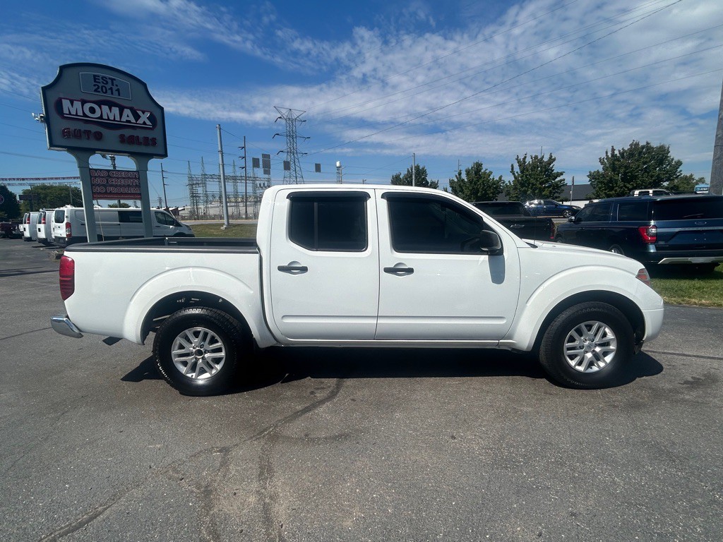 2018 Nissan Frontier Image 10