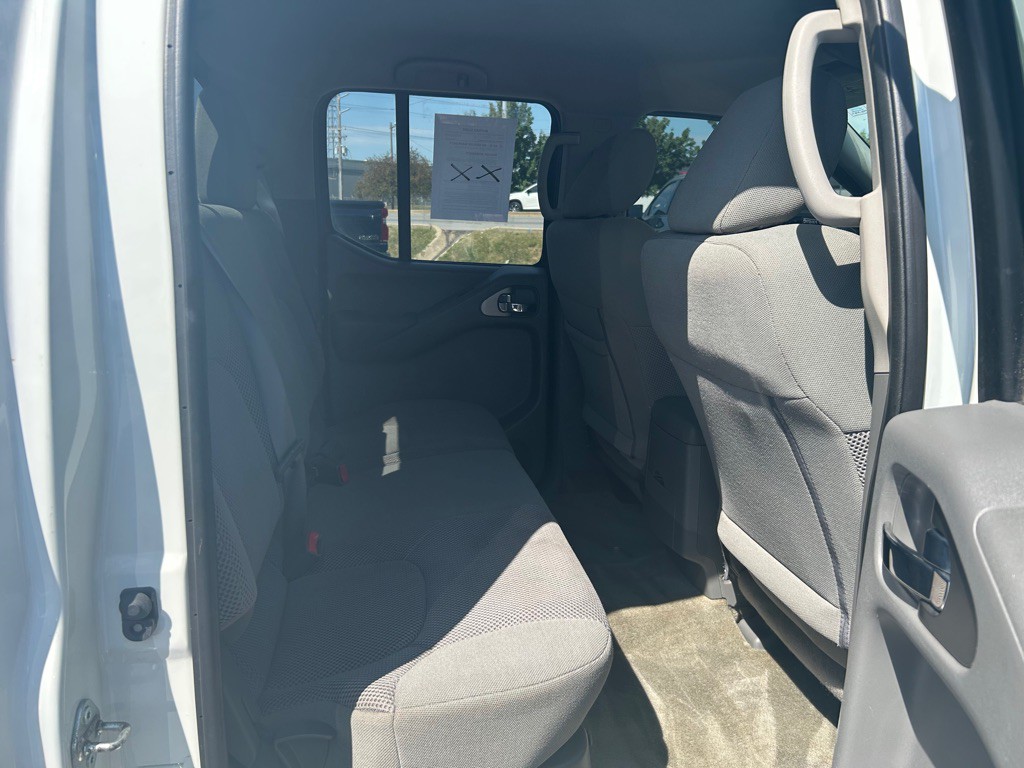 2018 Nissan Frontier Image 12