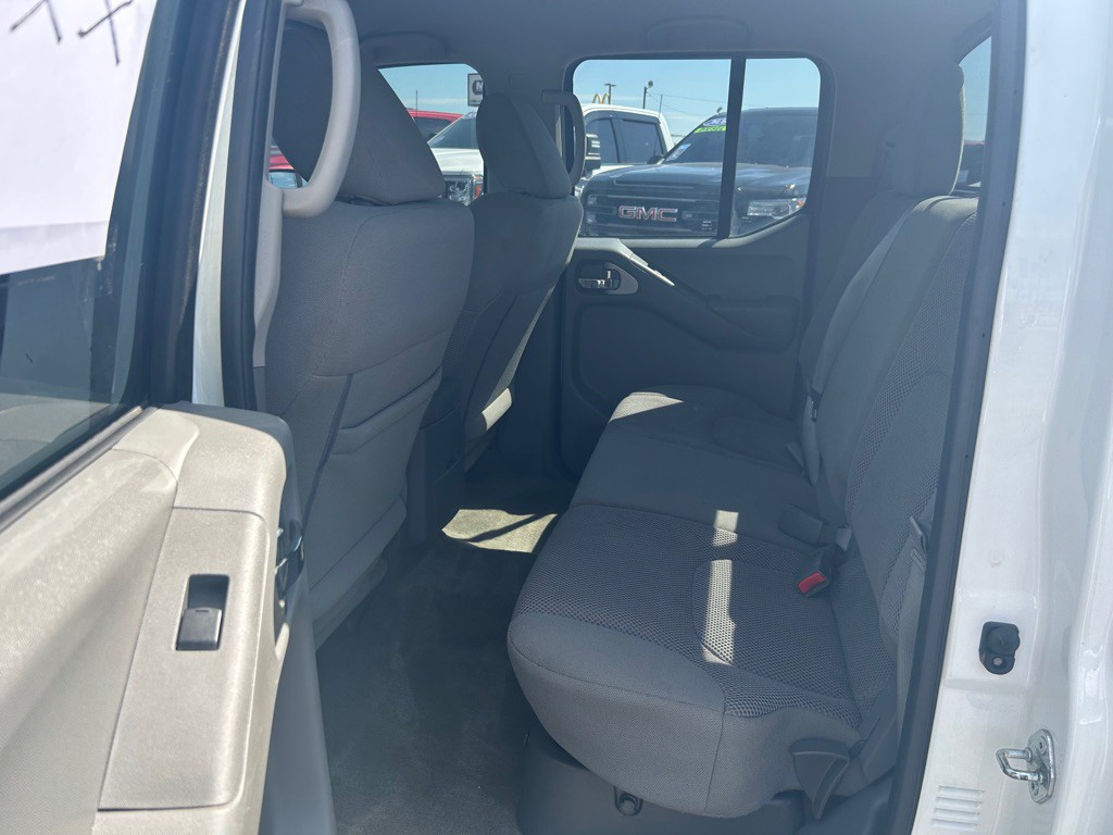 2018 Nissan Frontier Image 13