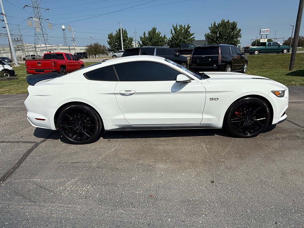 2015 Ford Mustang Image 8
