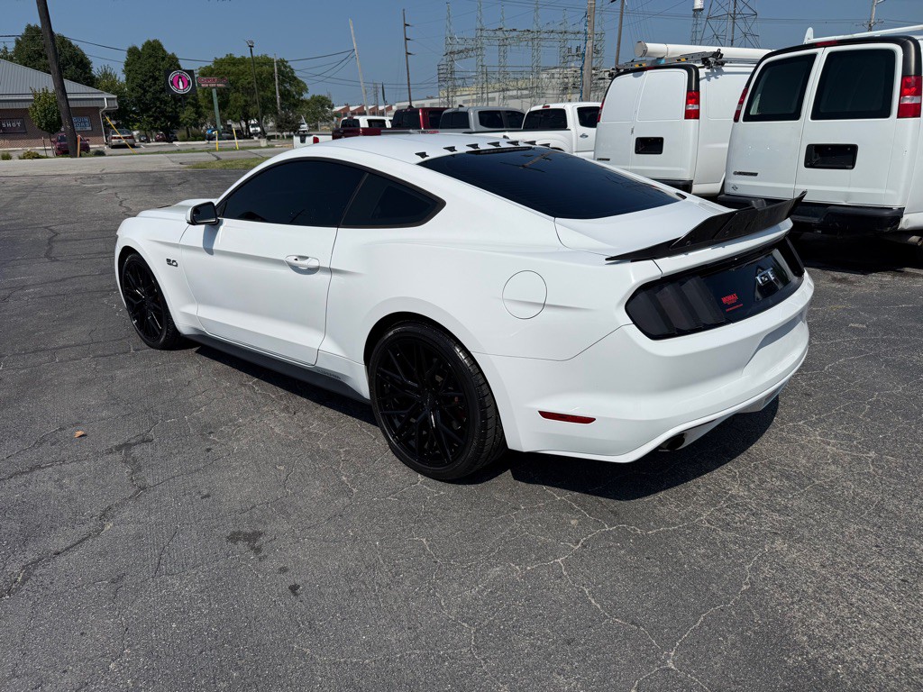 2015 Ford Mustang Image 10