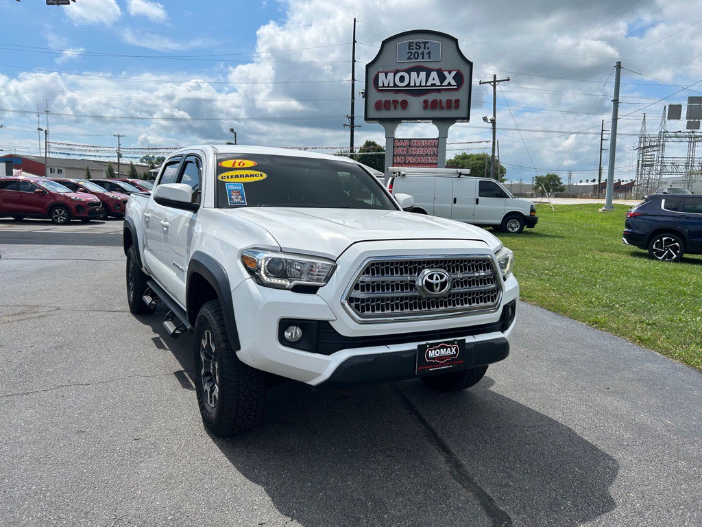 2016 Toyota Tacoma Image 4