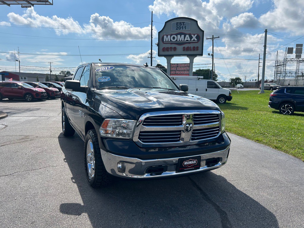 2017 RAM 1500 Image 4