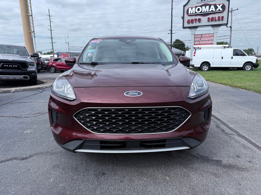 2021 Ford Escape Image 3