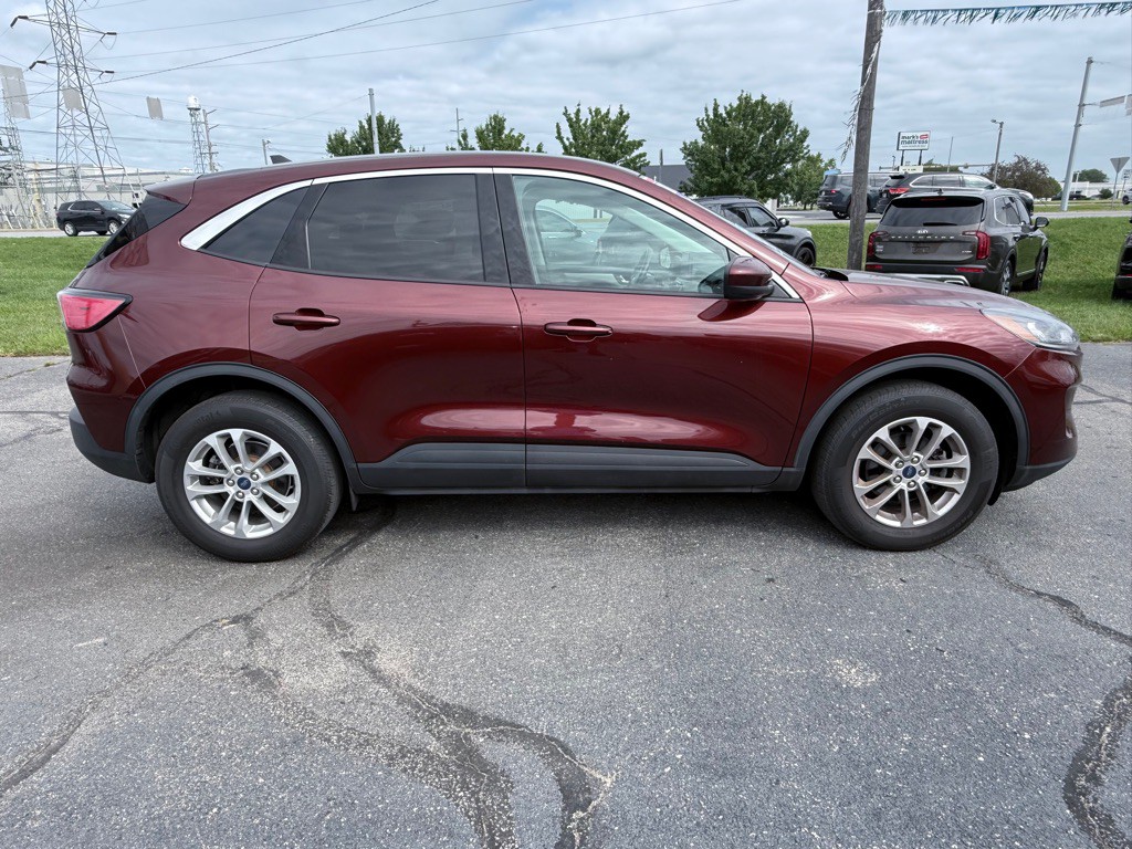 2021 Ford Escape Image 8
