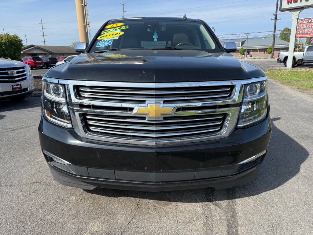 2015 Chevrolet Suburban Image 3