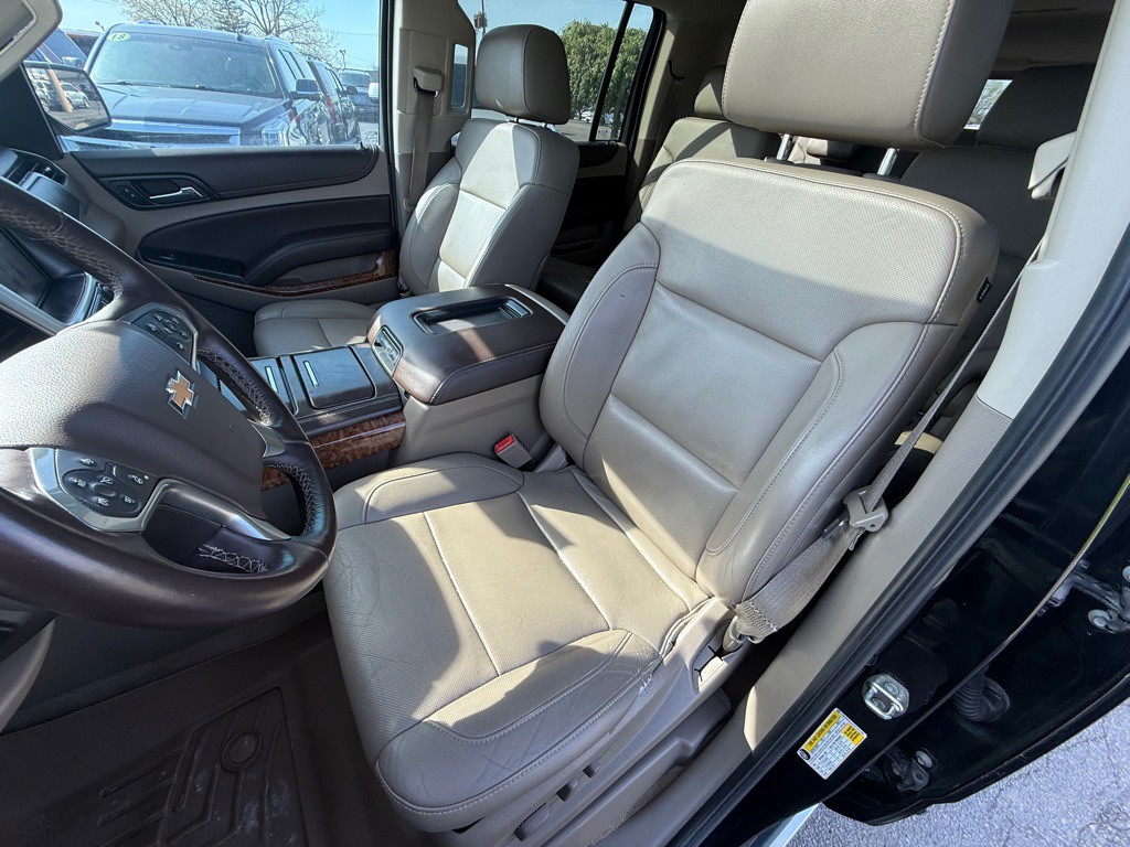 2015 Chevrolet Suburban Image 21