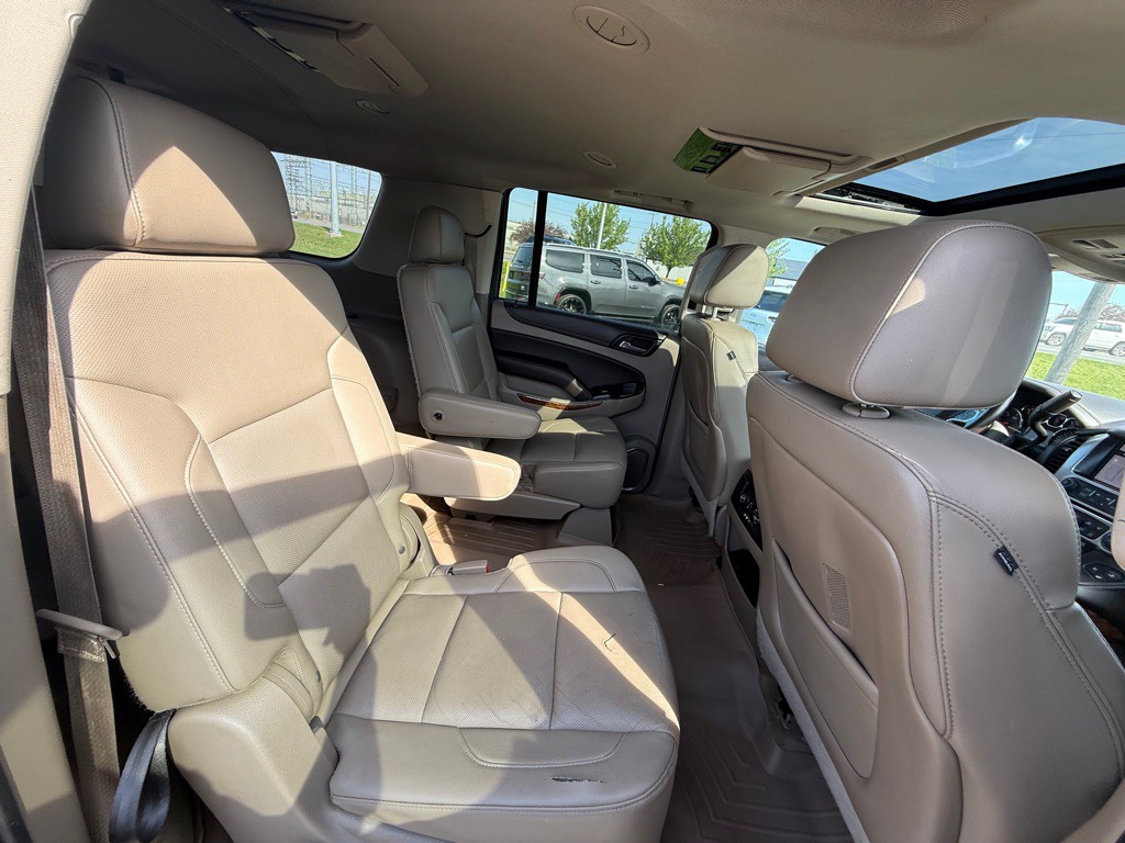 2015 Chevrolet Suburban Image 23