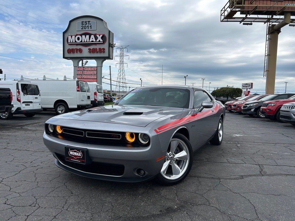 2015 Dodge Challenger Image 2
