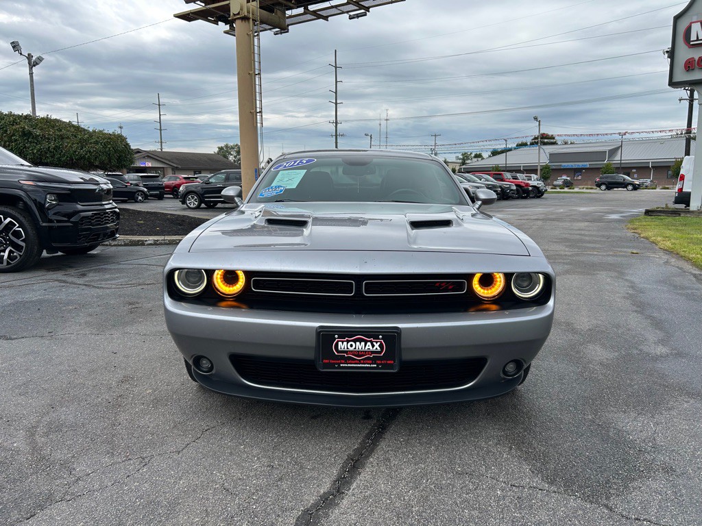 2015 Dodge Challenger Image 3
