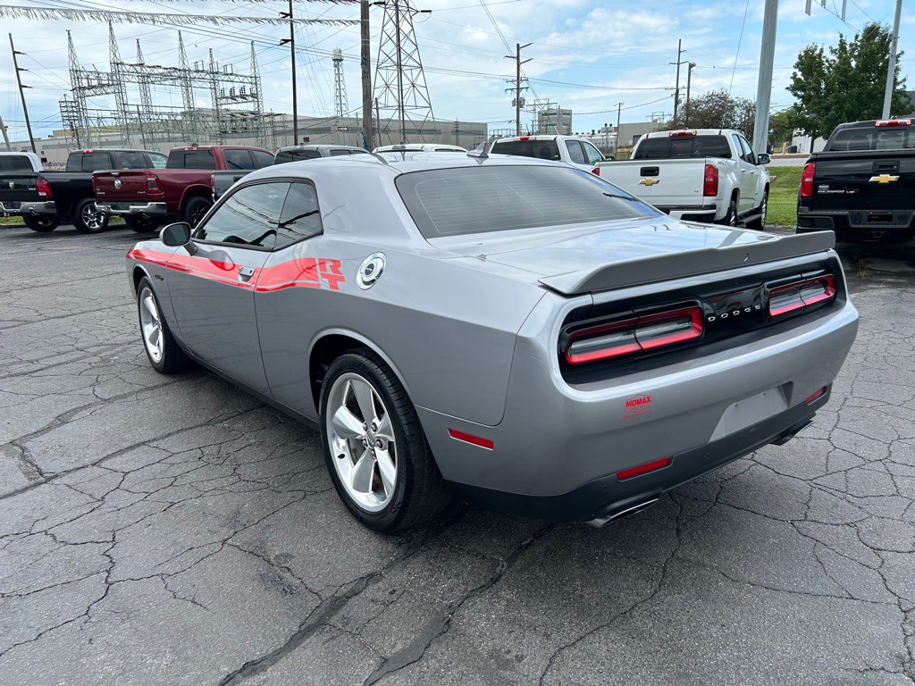 2015 Dodge Challenger Image 7