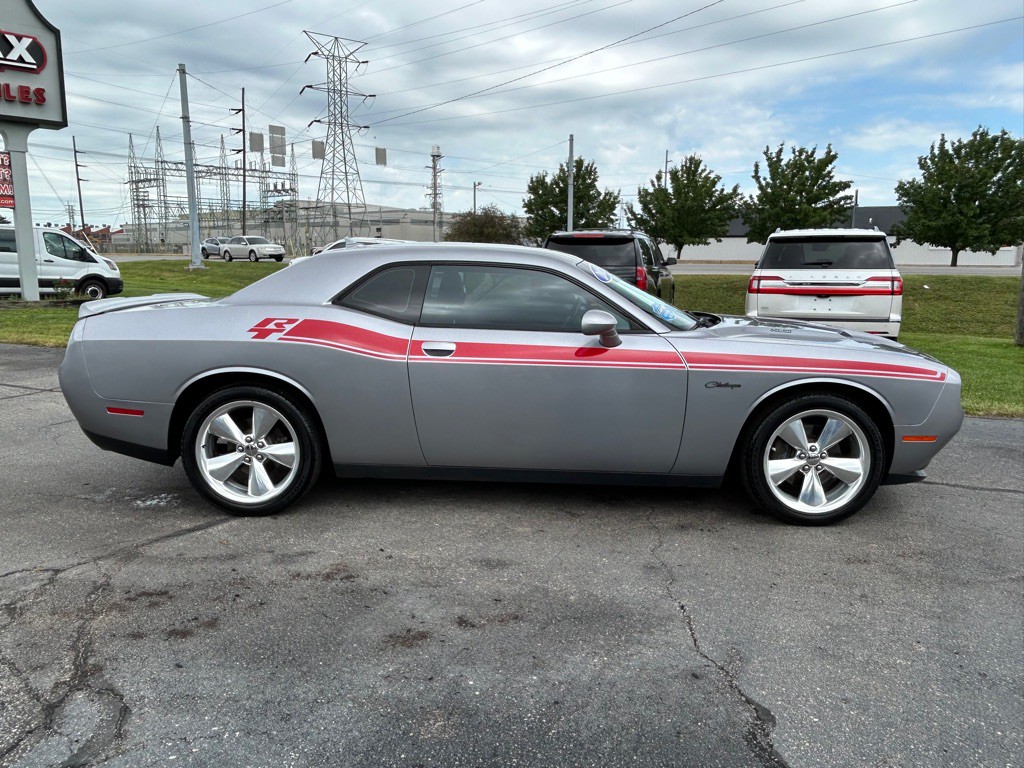 2015 Dodge Challenger Image 10