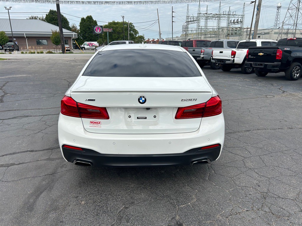 2018 BMW 5 Series Image 8