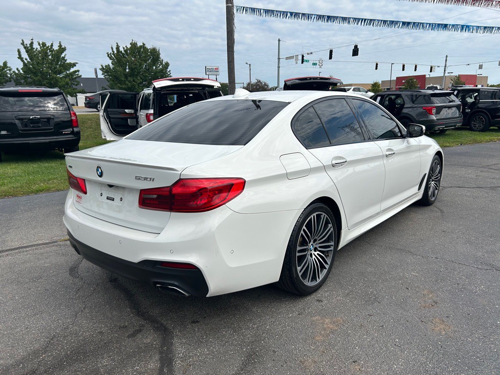 2018 BMW 5 Series Image 9