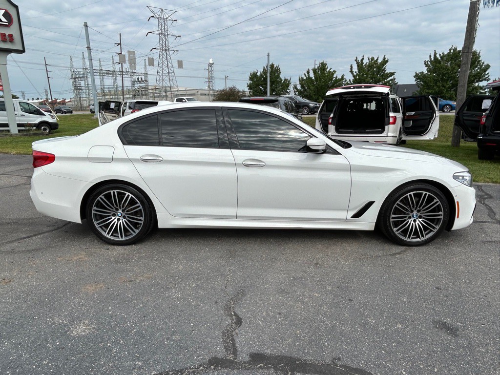 2018 BMW 5 Series Image 10