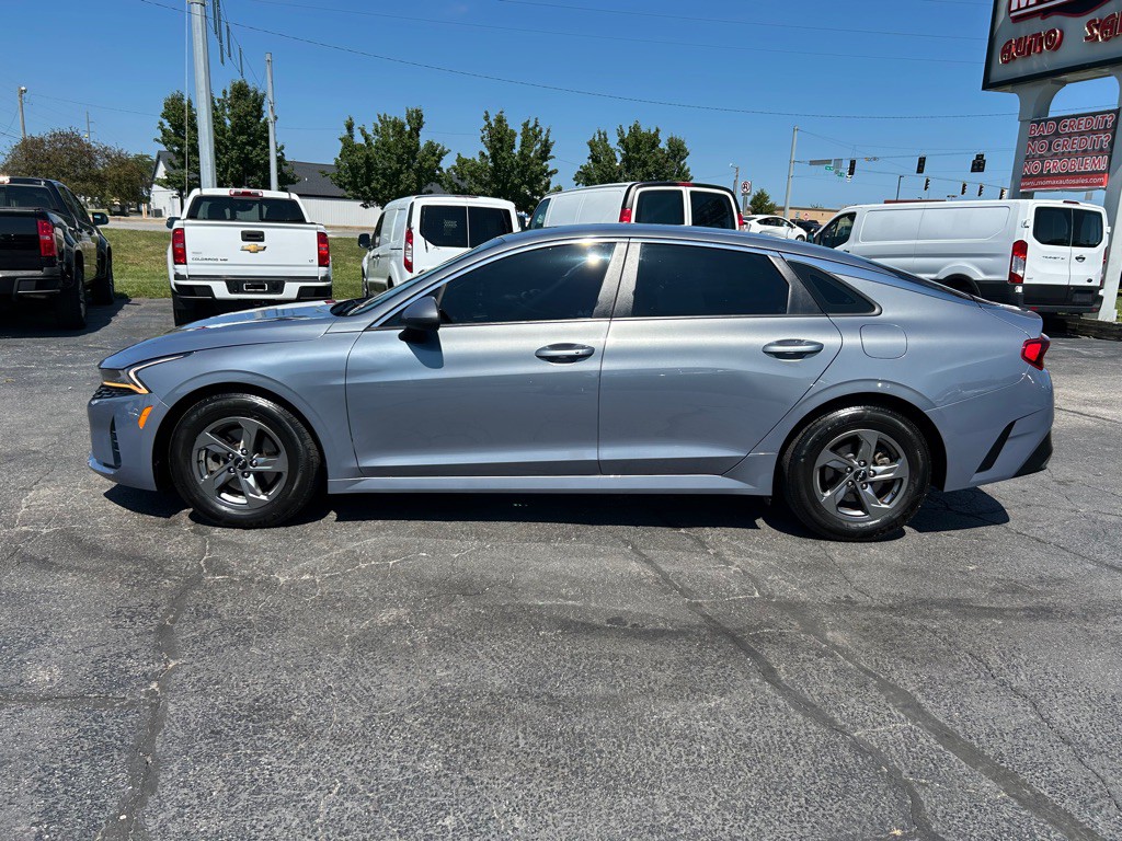 2022 Kia K5 Image 6