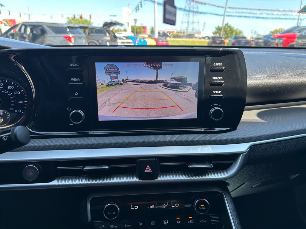 2022 Kia K5 Image 19