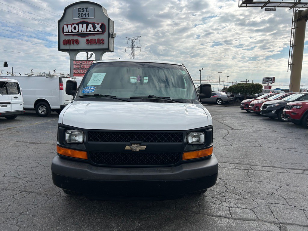 2014 Chevrolet Express Image 2