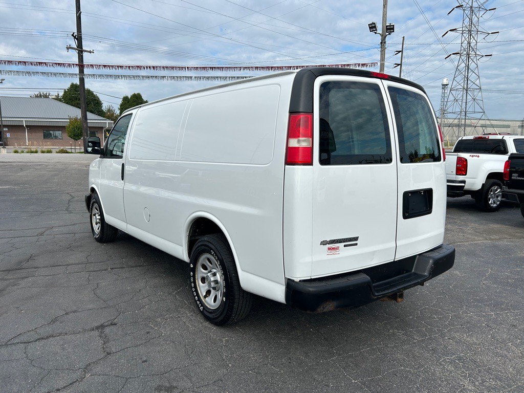 2014 Chevrolet Express Image 5