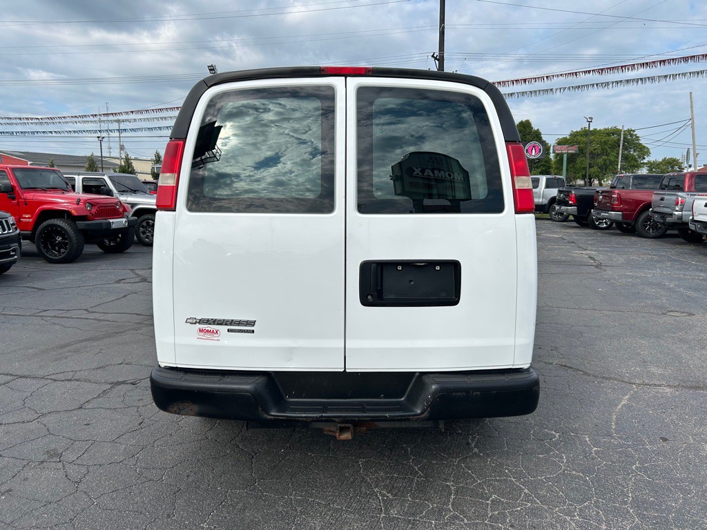 2014 Chevrolet Express Image 6