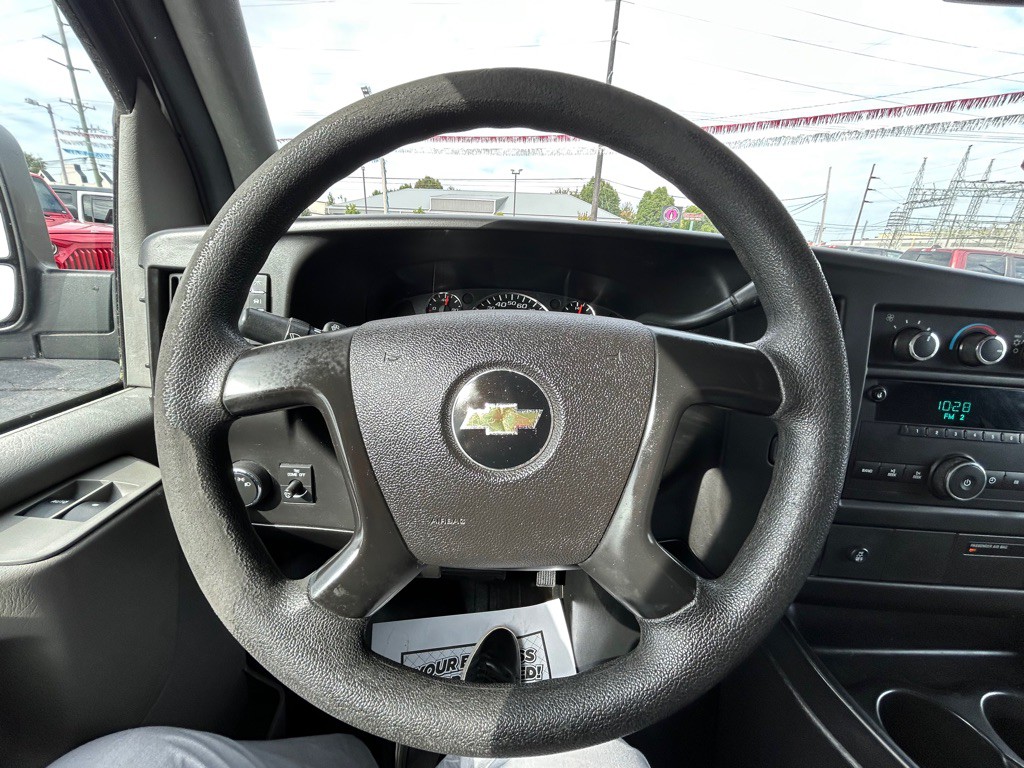2014 Chevrolet Express Image 15