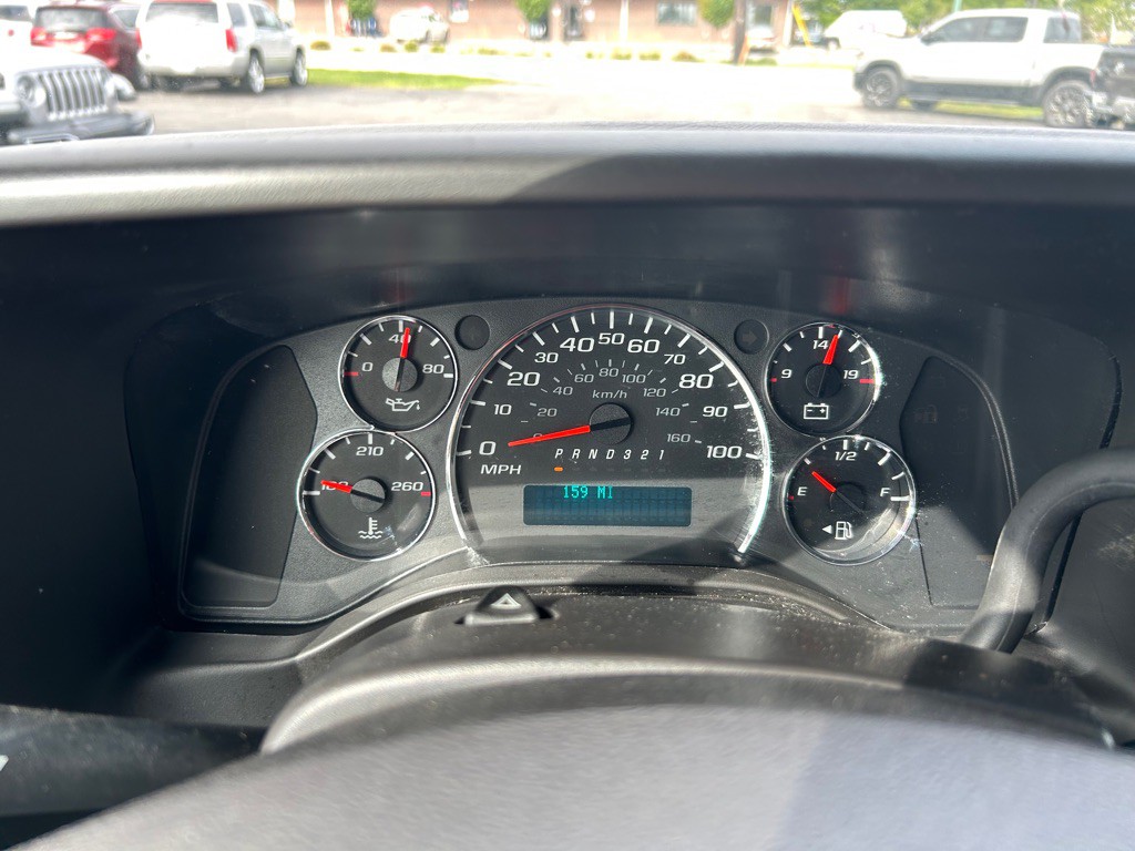 2014 Chevrolet Express Image 16