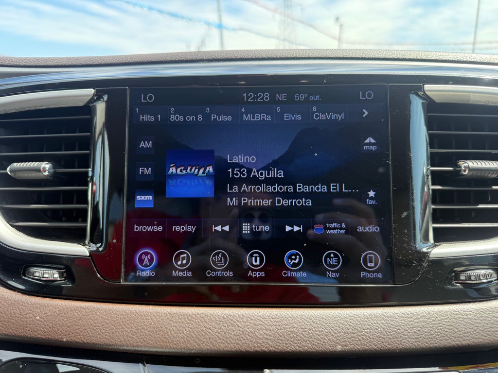 2017 Chrysler Pacifica Image 13