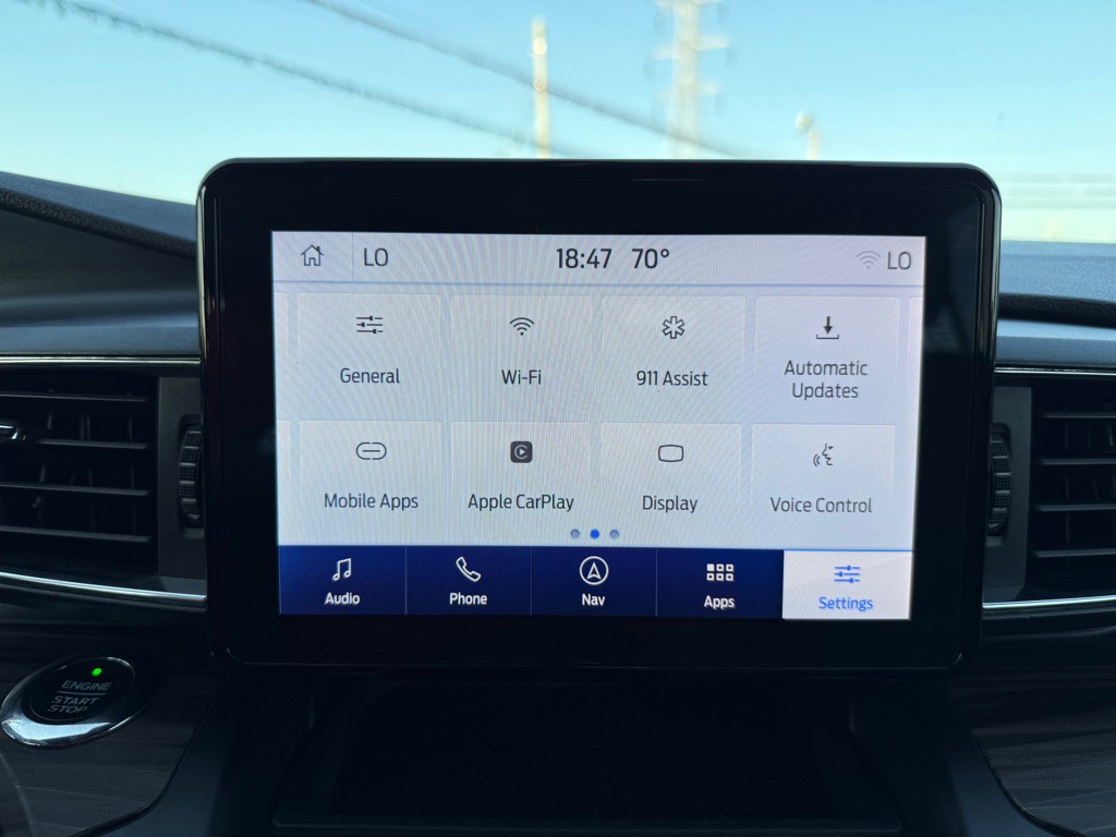 2020 Ford Explorer Image 16