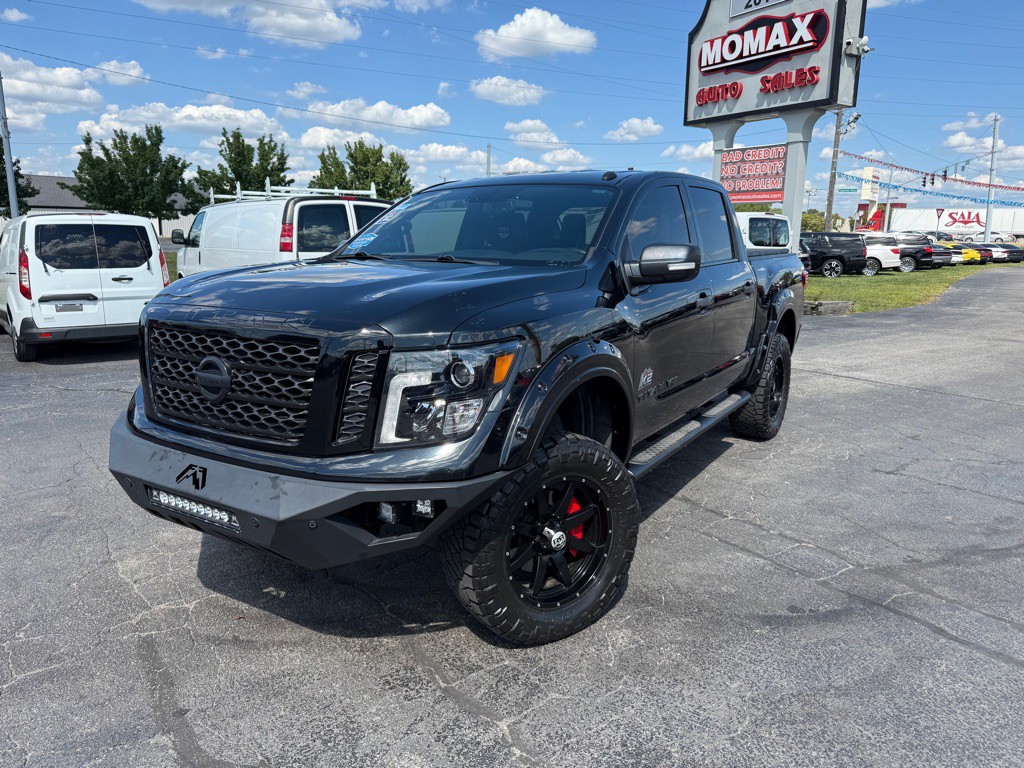 2019 Nissan Titan Image 5